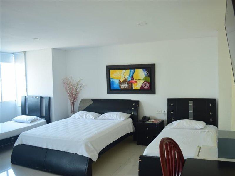 Hotel Intersuites Barranquilla  Bagian luar foto