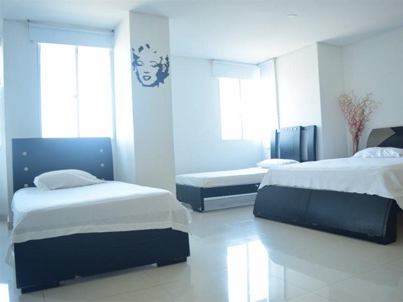 Hotel Intersuites Barranquilla  Bagian luar foto