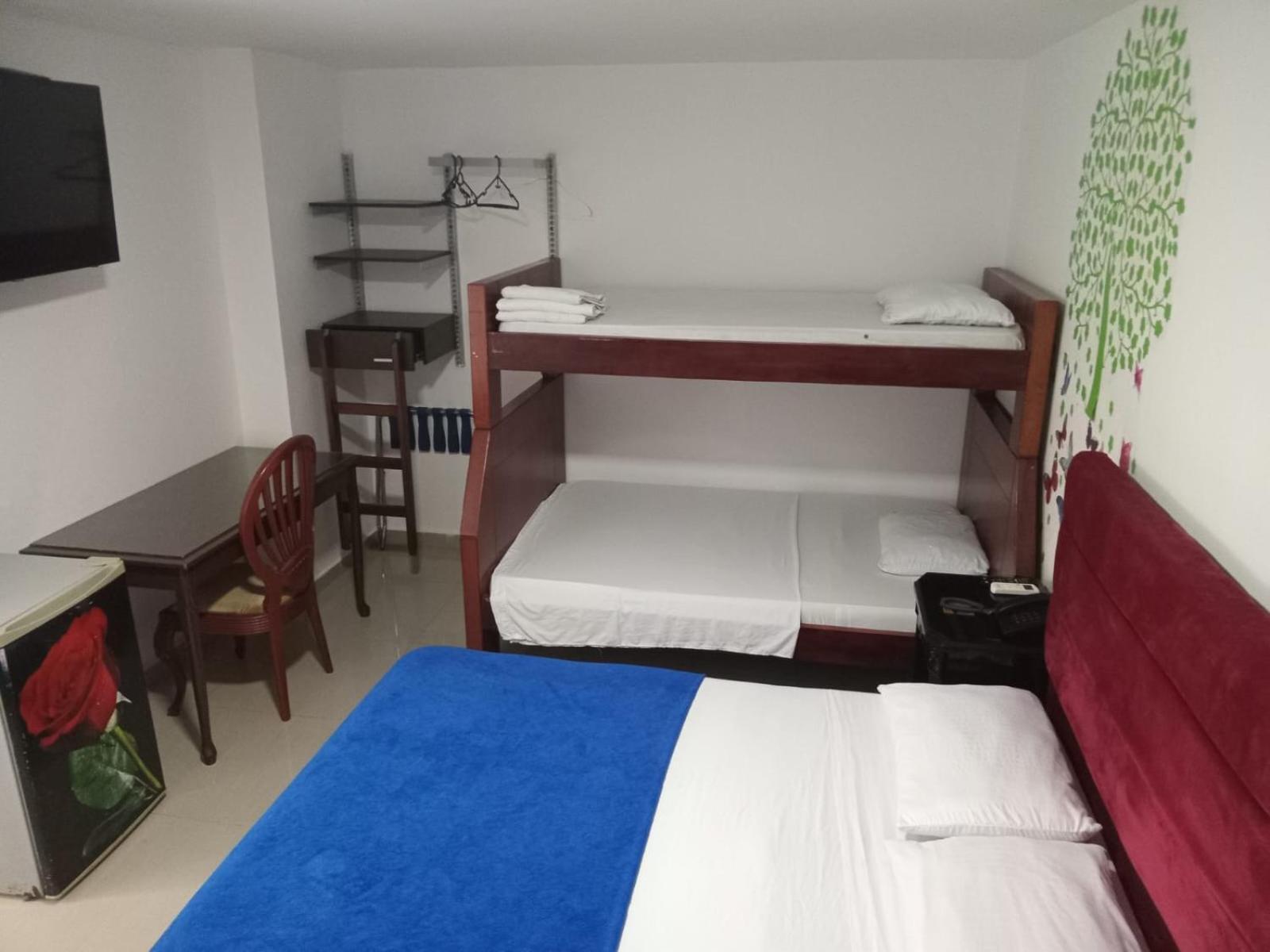 Hotel Intersuites Barranquilla  Bagian luar foto