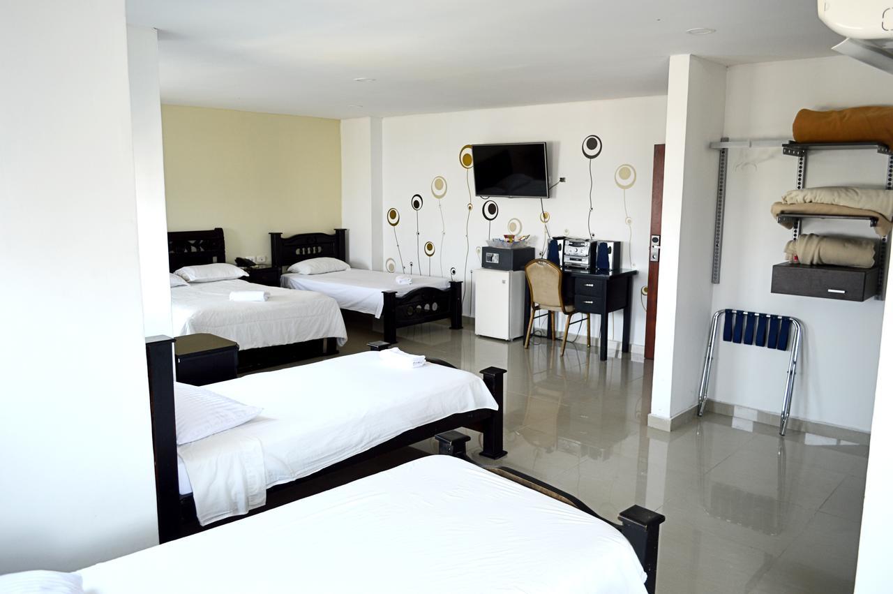 Hotel Intersuites Barranquilla  Bagian luar foto