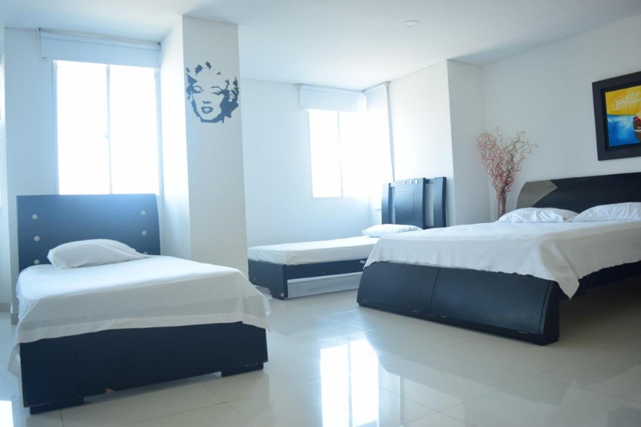 Hotel Intersuites Barranquilla  Bagian luar foto