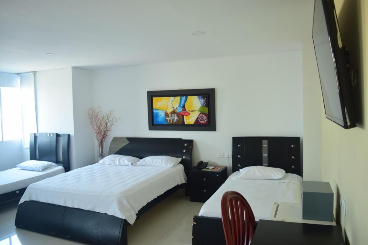 Hotel Intersuites Barranquilla  Bagian luar foto
