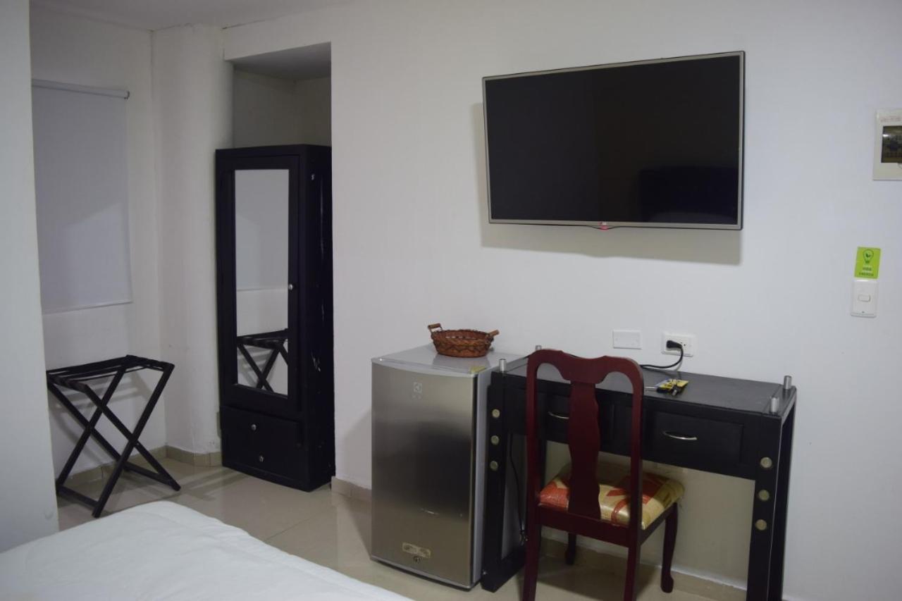 Hotel Intersuites Barranquilla  Bagian luar foto